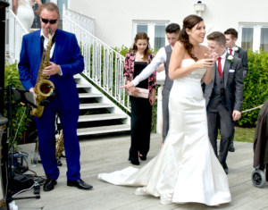 Sax player saxophonist hire